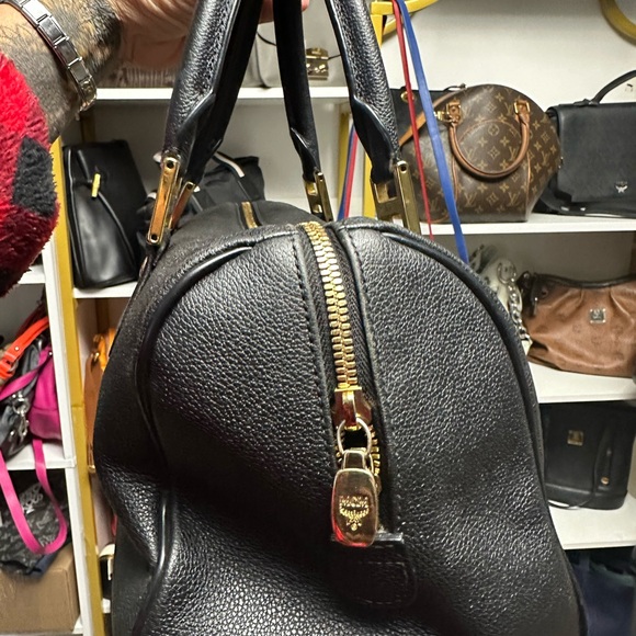 MCM Black Satchel with Gold Details - Picture 4 of 7